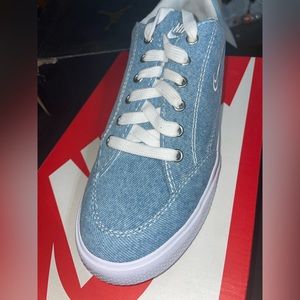 Nike GTS 97 size 10 brand new multicolored